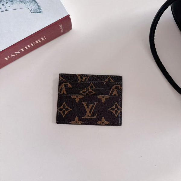 Luxury Magnetic Card Holder Wallet