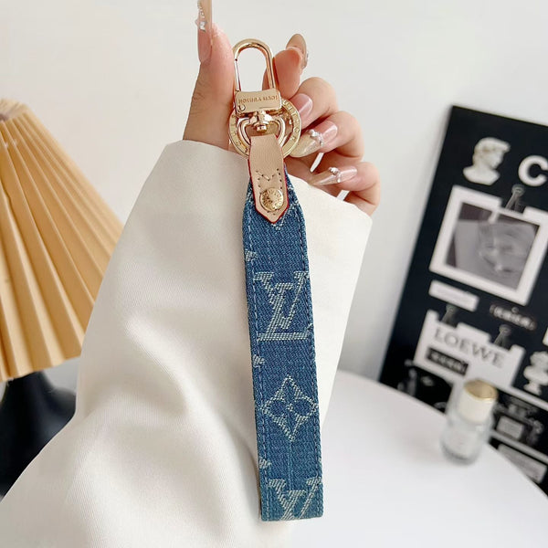 Premium Stylish Keychain for Everyday Carry & Gift Giving