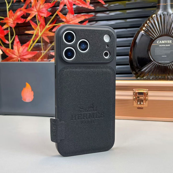 Elegant Slim-Fit iPhone Case – Stylish Protection for Everyday Use