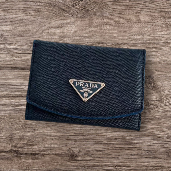 Premium Leather RFID Card Holder Wallet for Everyday Essentials
