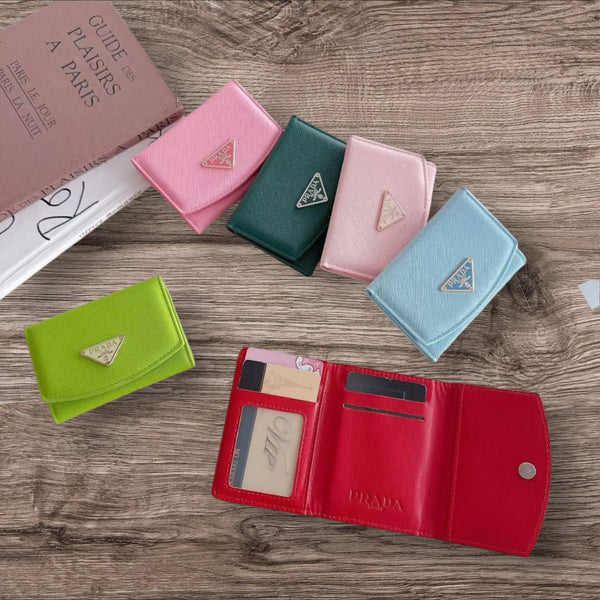 Premium Leather RFID Card Holder Wallet for Everyday Essentials
