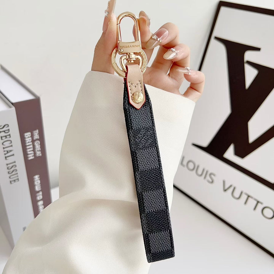 Yebo Fashion Elegant and Quality Keychains