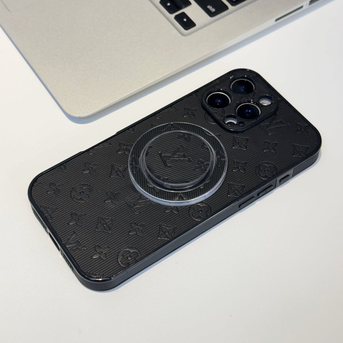 Luxury Fashionable Minimalist iPhone Case by Yebo Fashion